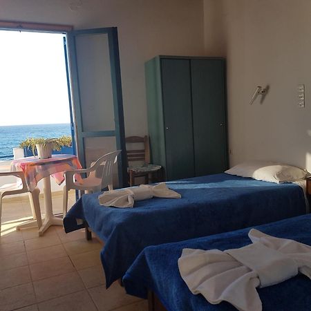 Taverna Akrogiali Loutro Dış mekan fotoğraf