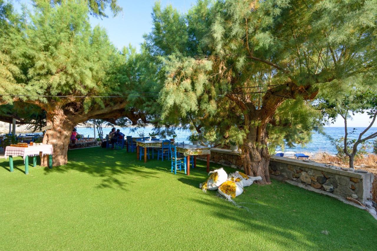 Taverna Akrogiali Loutro Dış mekan fotoğraf